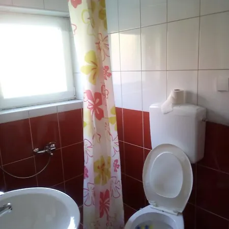 Apartment Dado