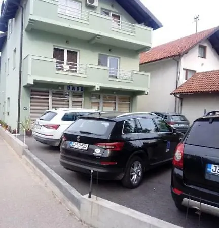 Apartment Dado