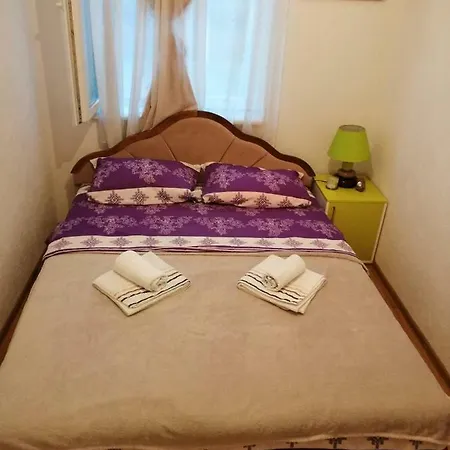 Dado Apartment