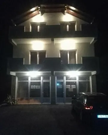 Dado Apartment *